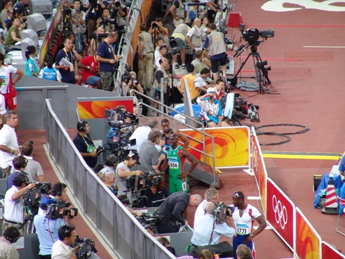 Peking 2008, Halbfinale 100m mit Tyson Gay - nach dem Rennen in der Mixed Zone