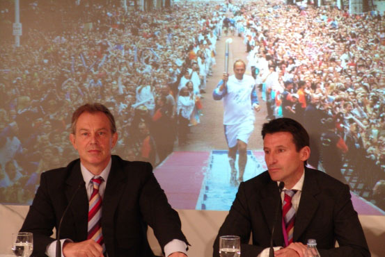 Tony Blair, Seb Coe, Singapur 2005